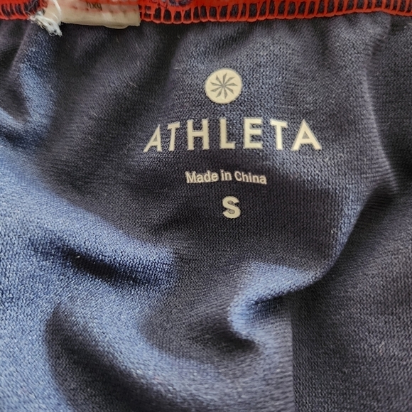 ATHLETA  HYPERSONIC PETAL RUNNING SHORTS - Picture 5 of 5